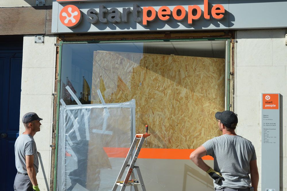 Vitrine-Mise-securite-Rousseaurepar