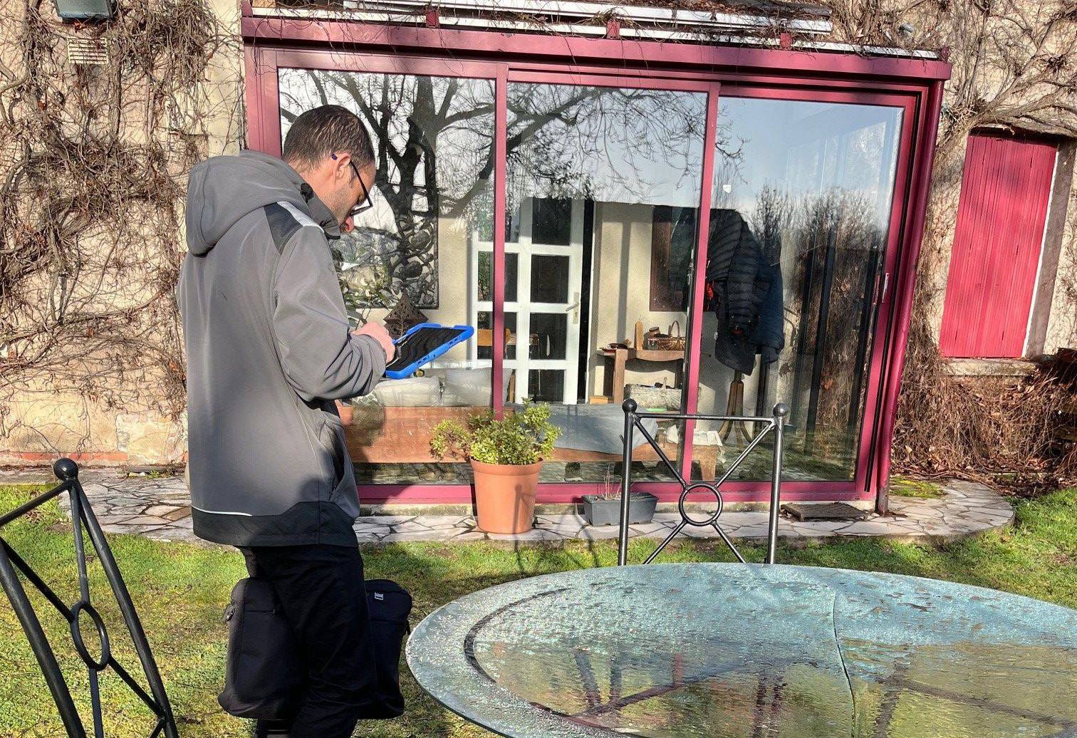 remplacement-vitrage-avec-vetouse-rousseaurepar